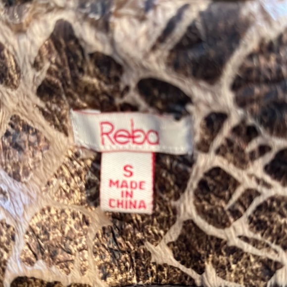 Faux Fur Animal Print Vest - Picture 5 of 7